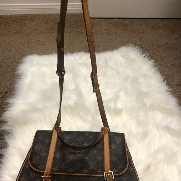 Auth Louis Vuitton Marelle sac backpack - Picture 3 of 9